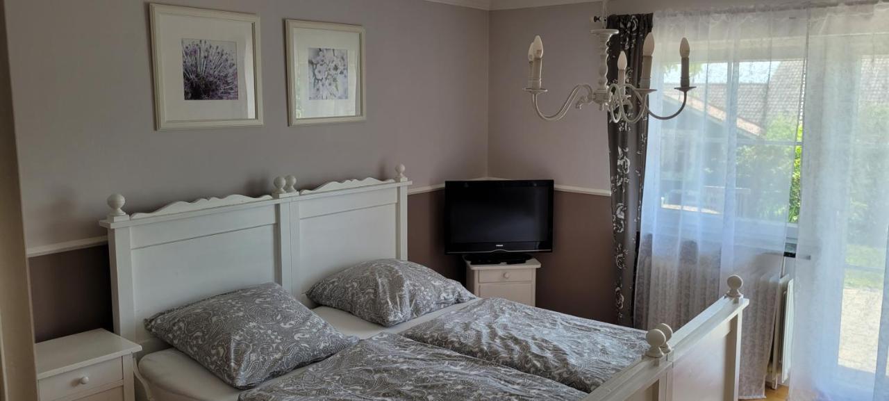 Stilvolles Apartment "Romantic" Neukirchen vorm Wald Zewnętrze zdjęcie